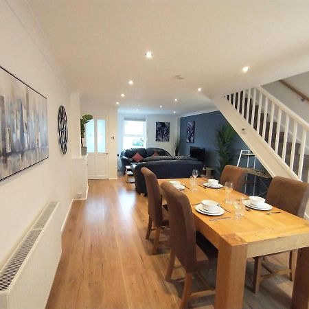 Вилла Chipad Duo - Comfy House With Parking And Garden Чичестер Экстерьер фото